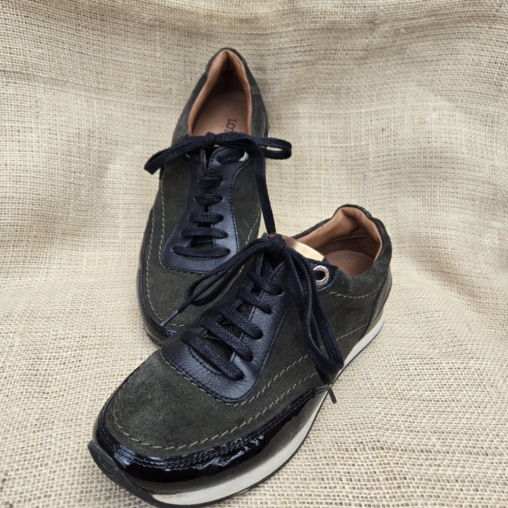 Lottusse Black and Olive Women's Suede Sneakers
